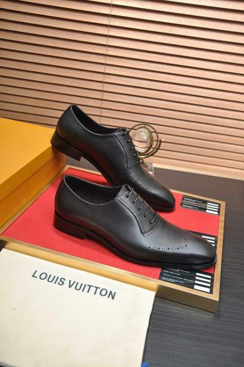 Picture of Louis Vuitton Shoes _SKULVsz38-45mnf041714221